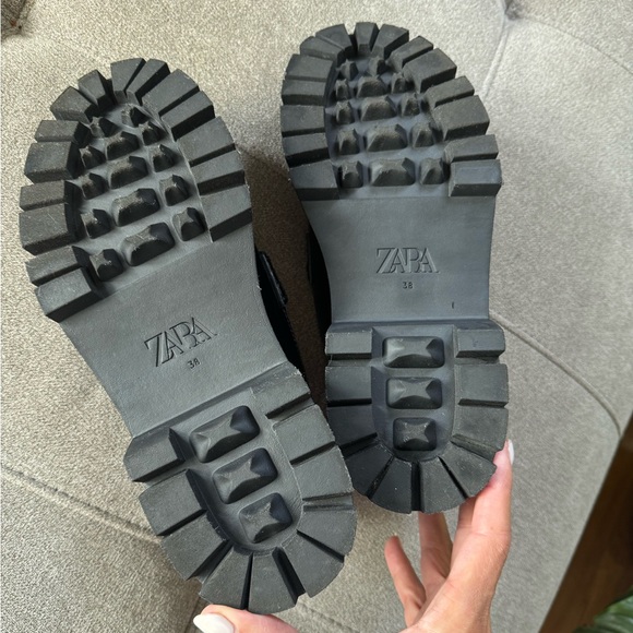 Zara Women Black Loafers - Picture 3 of 5